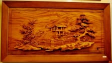 Treo tranh gỗ chùa một cột